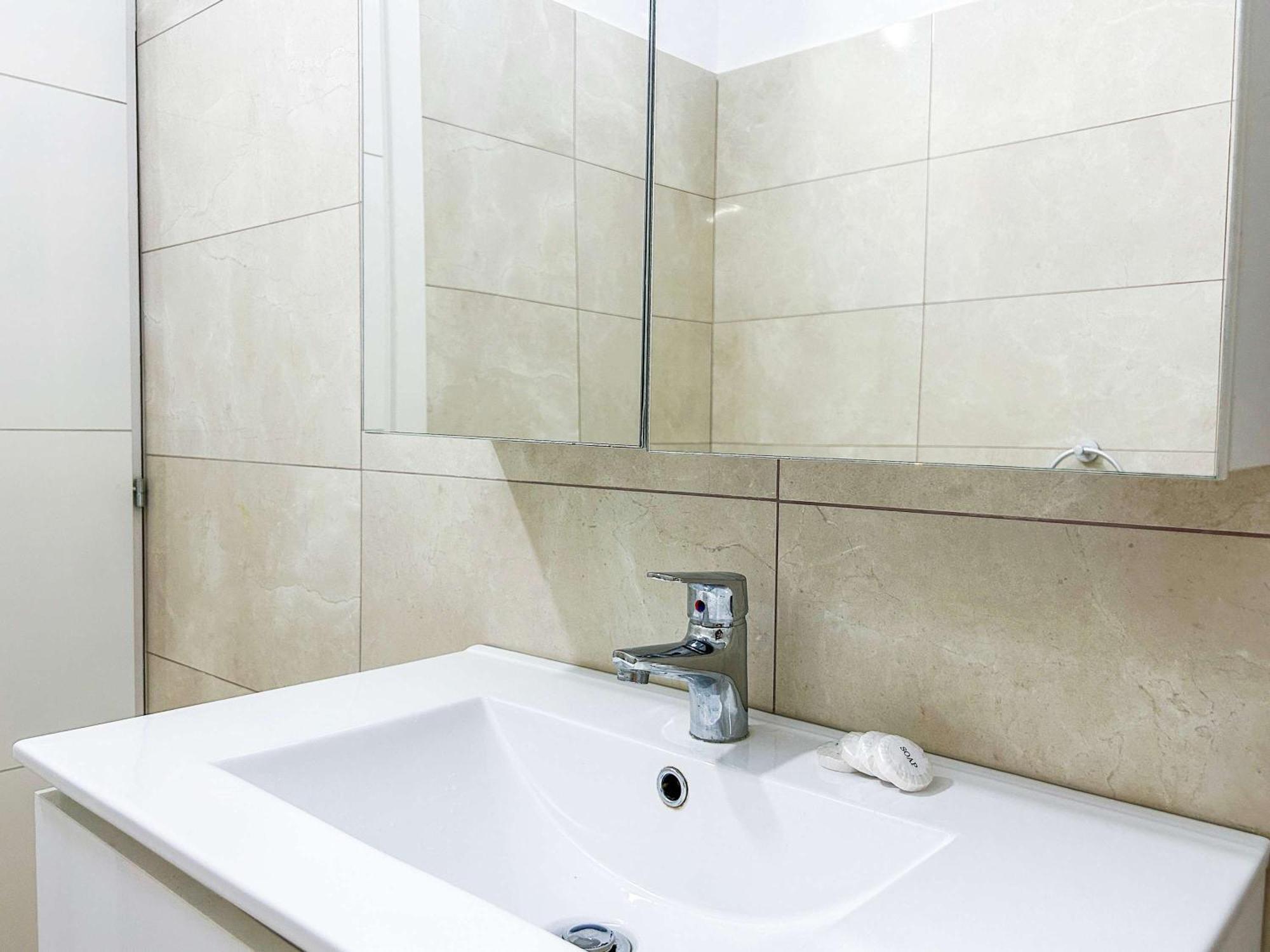 601 Appartement Golem (Tirana)