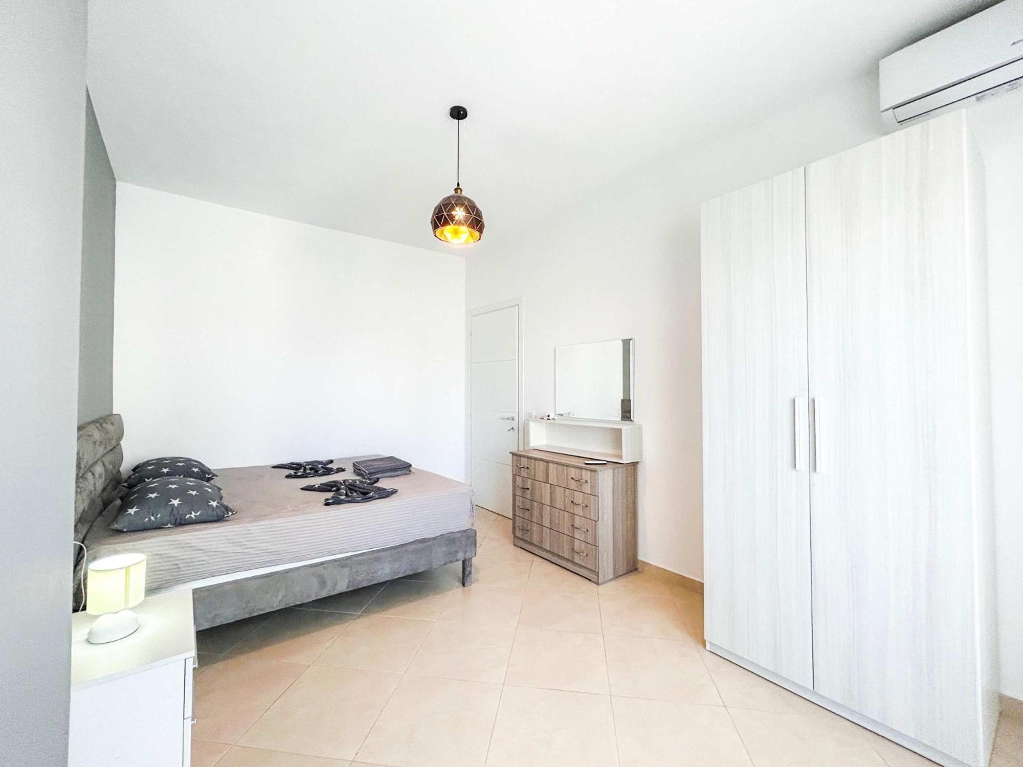 601 Appartement Golem (Tirana)